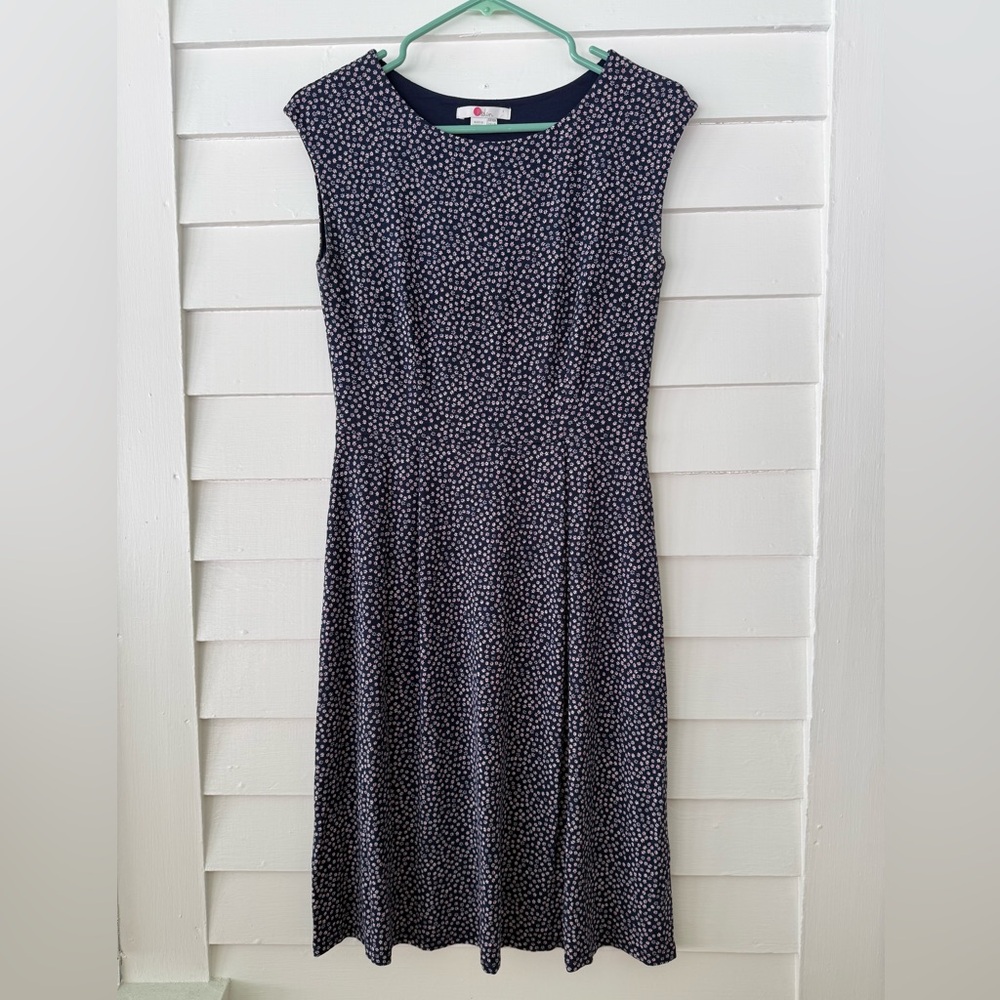 Boden | Navy Floral Fit & Flare Dress Stretch Knit Size 6